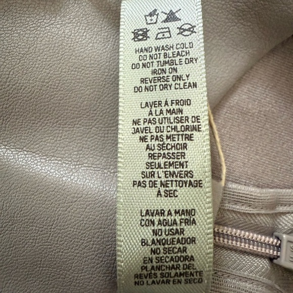 SKIMS Long Sleeve Bodysuit - CEMENT 3X - Picture 6 of 6